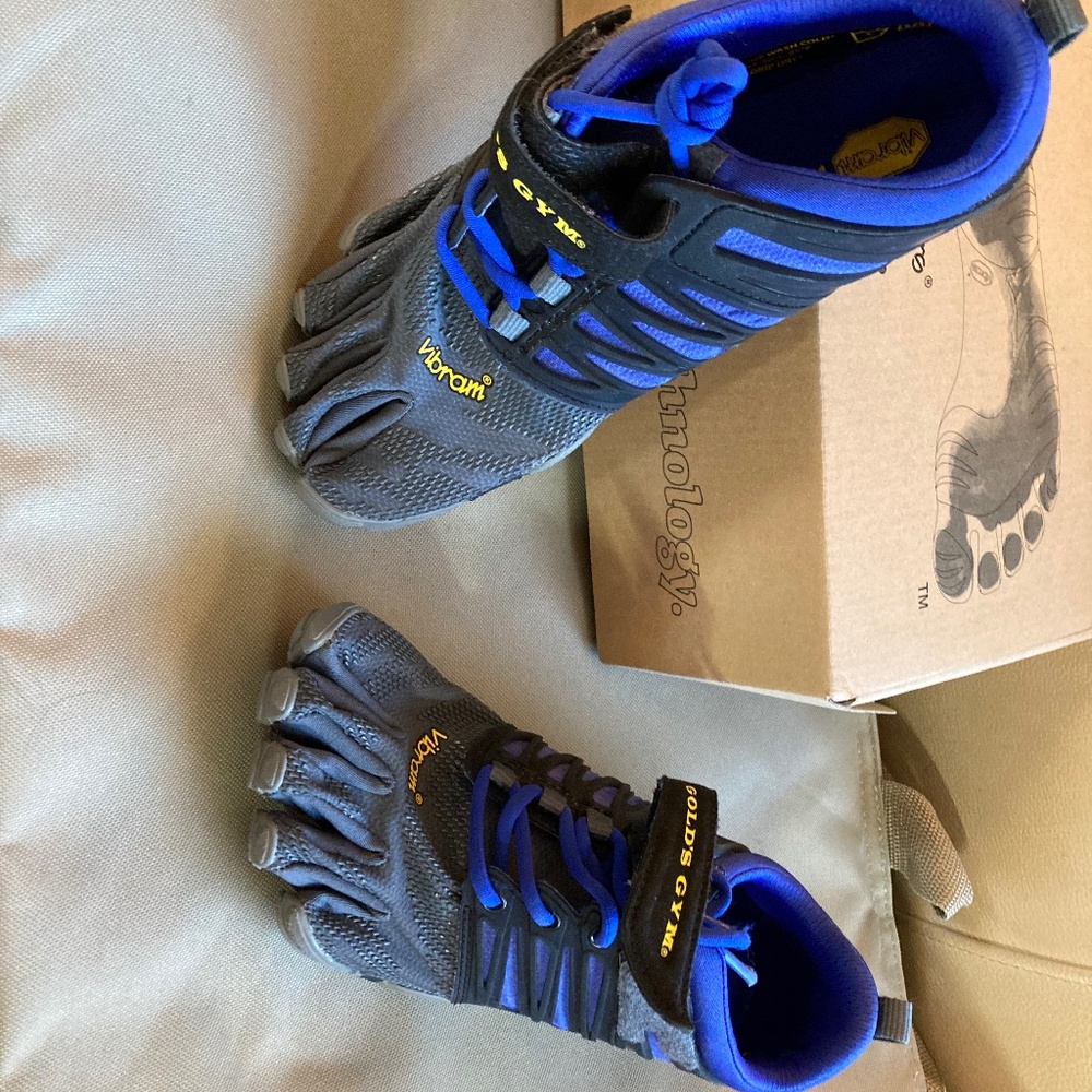 Vibrant Barefoot Five Finger Trainers